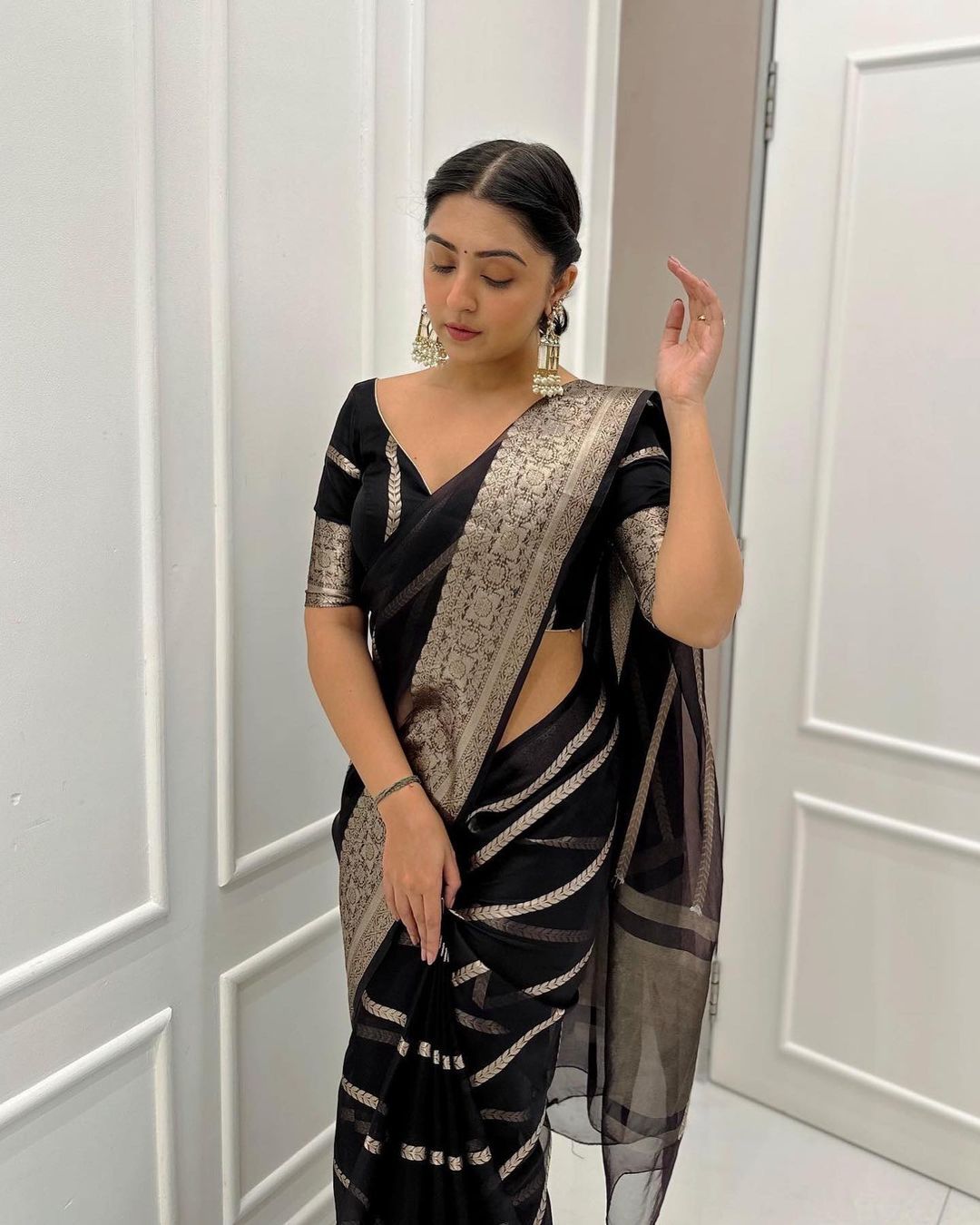 Black Colour Kanchipuram Organza Saree